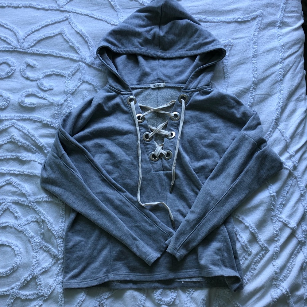 Essue grey hooded sweater with white cross front